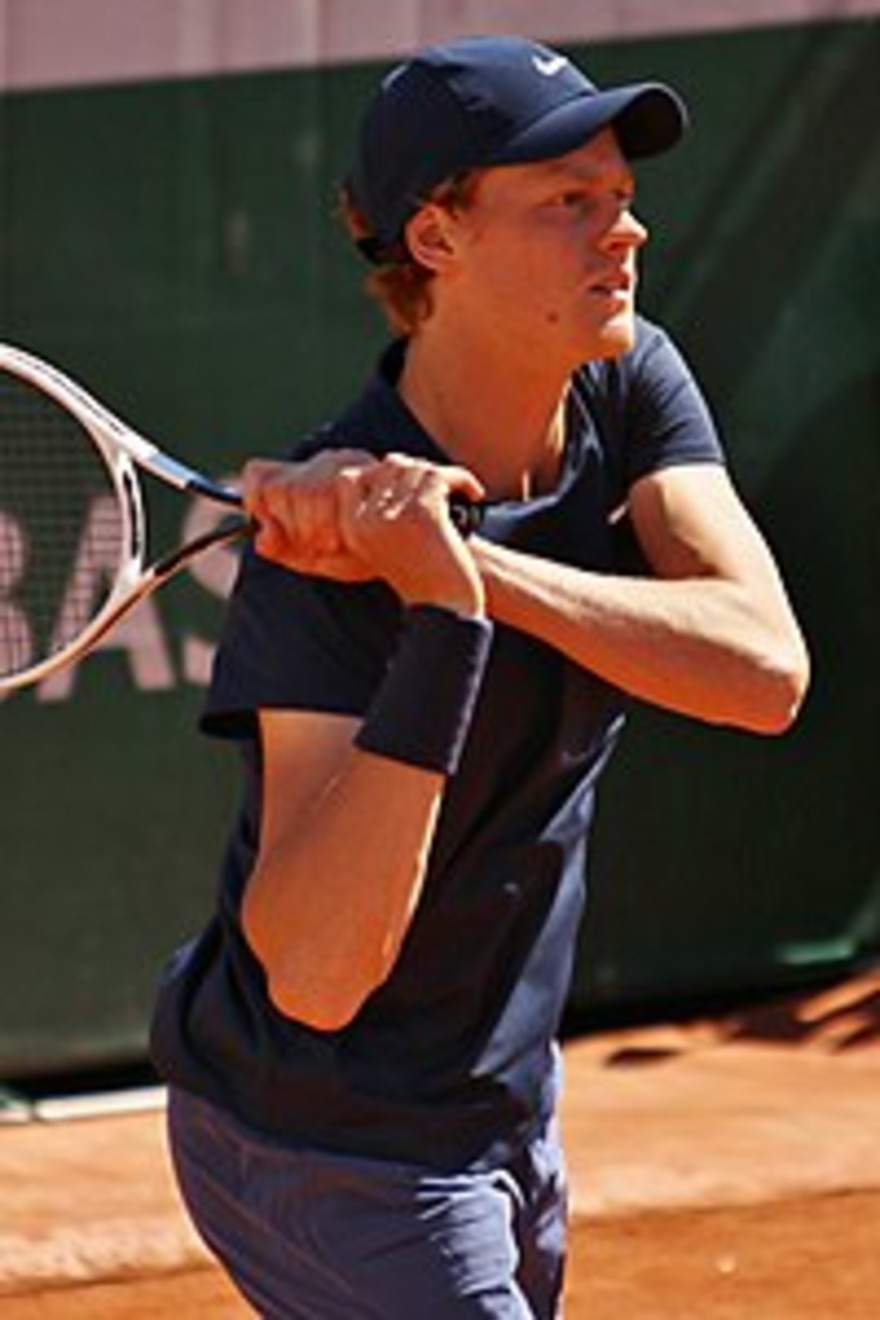 Indian Wells: Sinner avanza