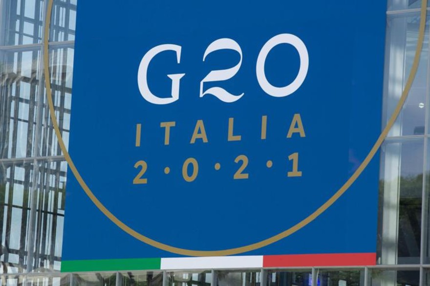 Roma, G20, in 50 provano a bloccare la Cristoforo Colombo