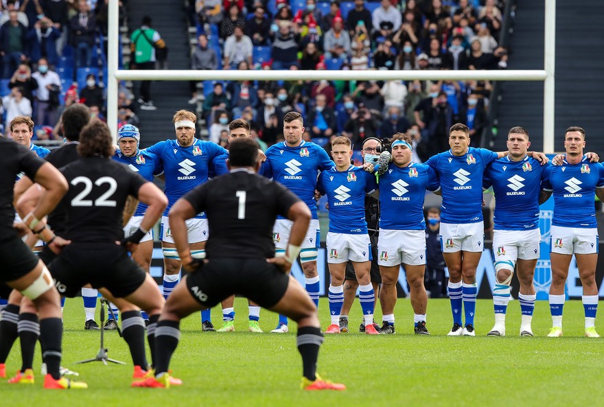 Rugby: Italia sconfitta dagli All Blacks a Roma 9-47 