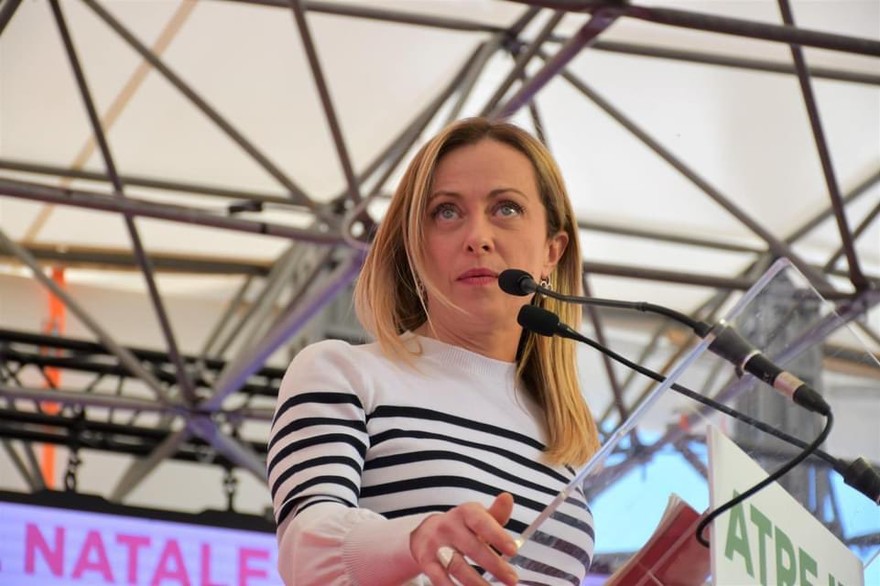 Colle, Meloni vuole un patriota: ‘Draghi non lo è, Berlusconi sì'