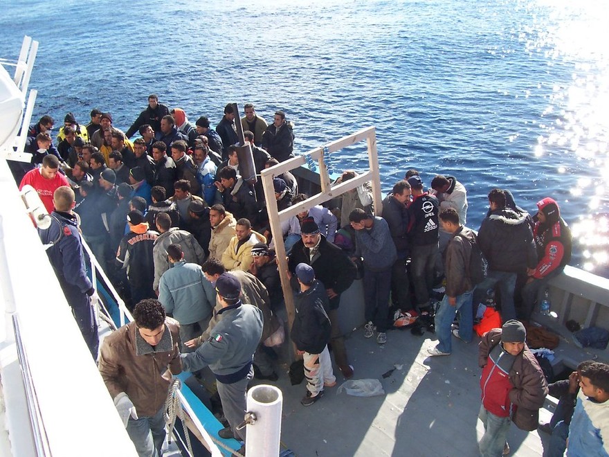 Migranti, raffica di sbarchi a Lampedusa
