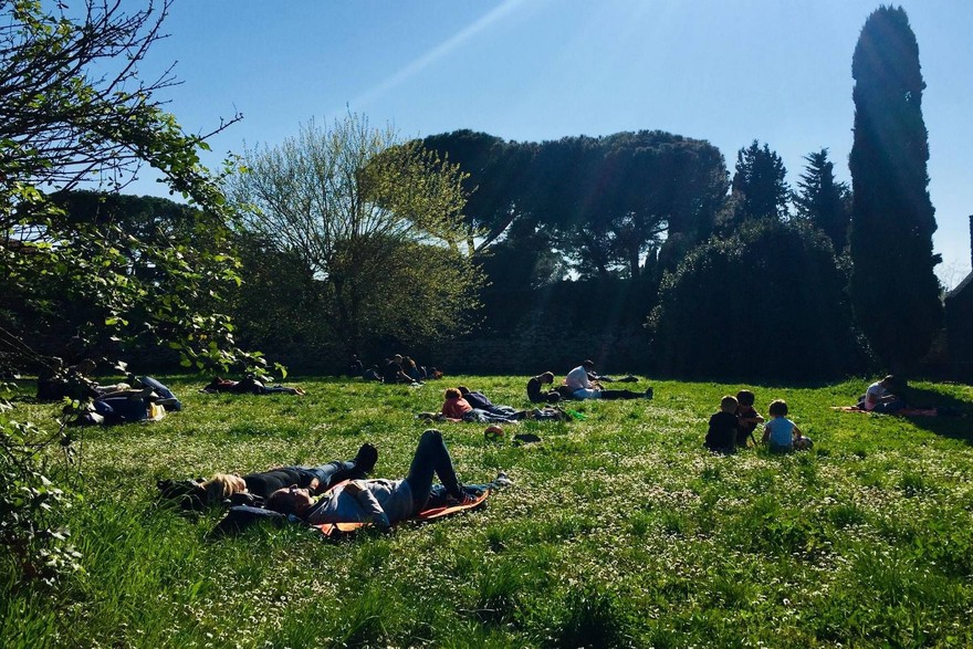 Anticipo di primavera sull'Italia,  weekend temperature su e sole