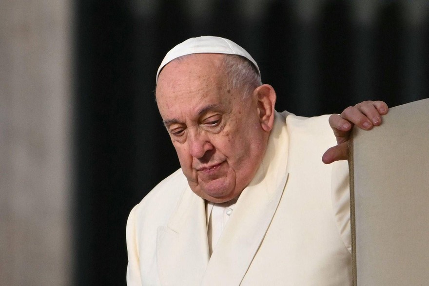Ancora una notte serena per il Papa, spunta ottimismo