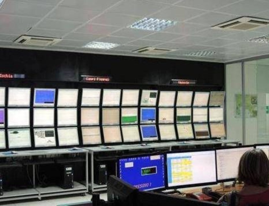 Campi Flegrei, gruppo Fb zona rossa per info terremoti