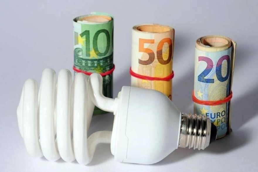 Bollette luce e gas, come funzionano bonus e sconti