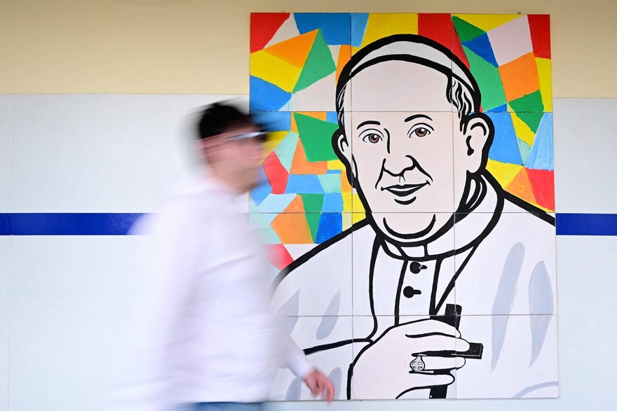 Papa Francesco pare stabilizzato, notte tranquilla