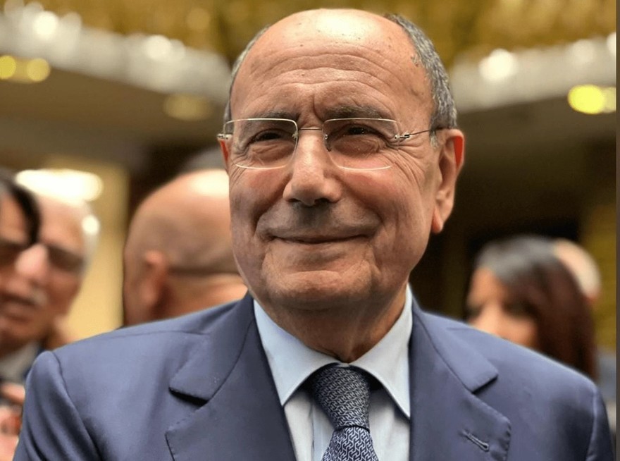 Sicilia, minacce di morte a Renato Schifani 