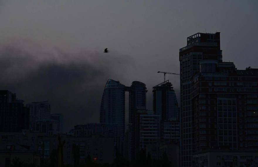 Ucraina, raid russi su Kiev e Odessa, colpito un ospedale