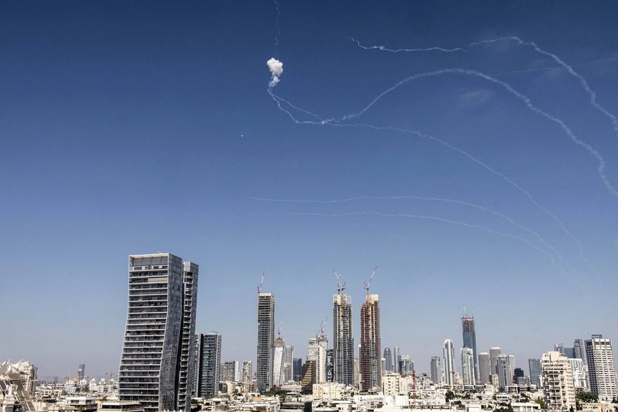 Iran, missili contro Israele dopo attacco Usa a siti nucleari