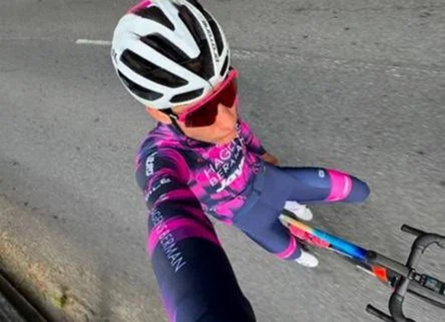 Morto il ciclista caduto al Giro della Valle d'Aosta