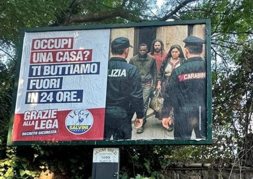 Roma, manifesti Lega su dl sicurezza diventano un caso