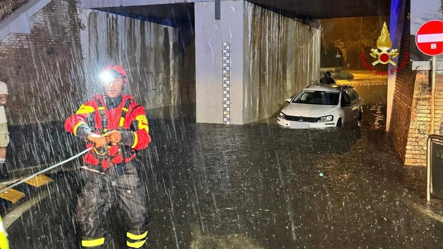 Il maltempo flagella il Centro-Nord, temporali e allagamenti